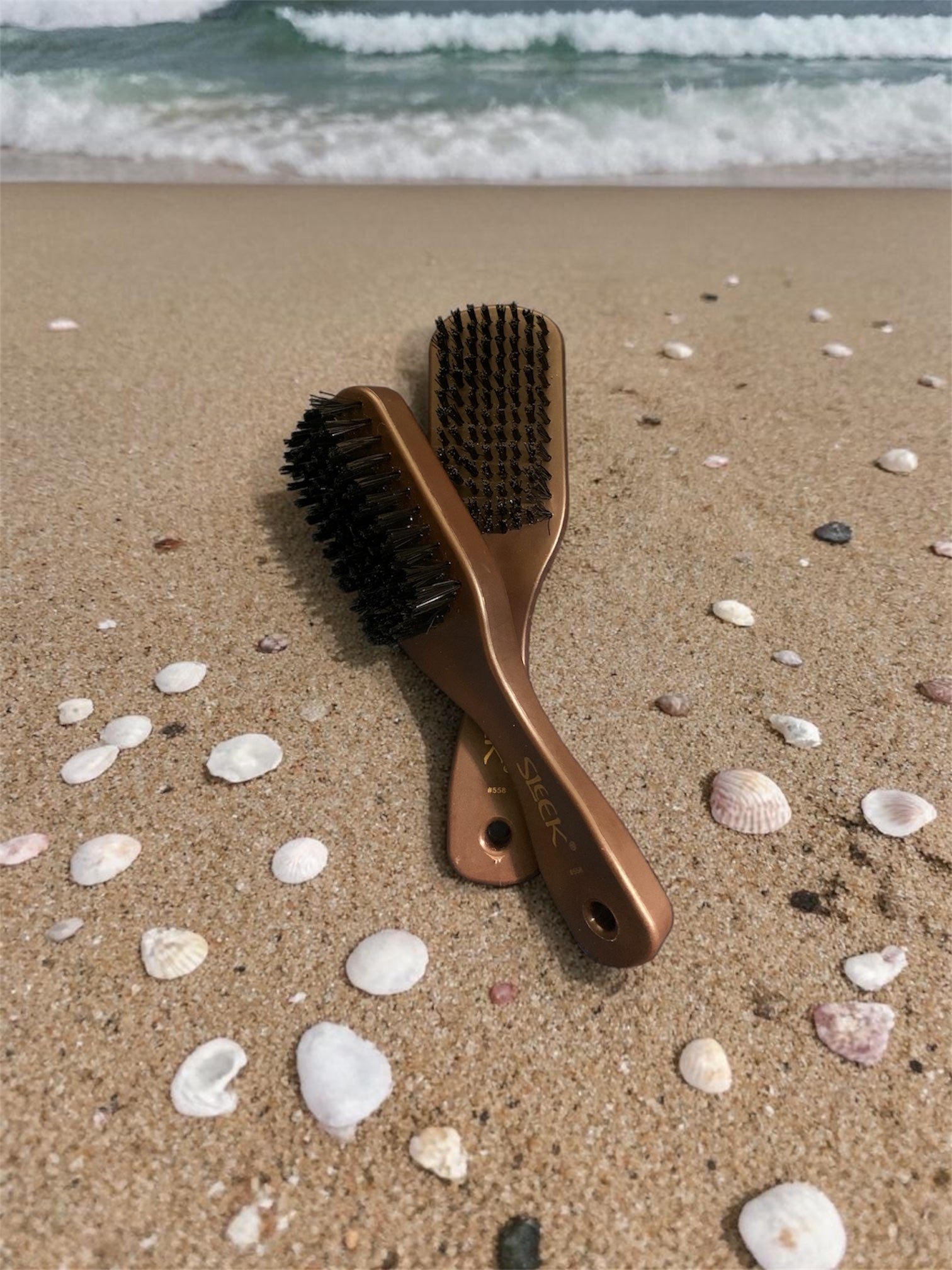 HAIR BRUSH